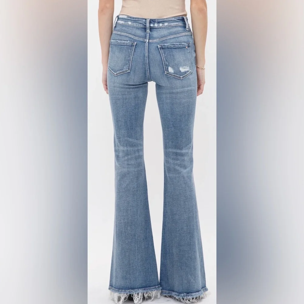 Mica mid rise flared distressed jean - Picture 6 of 8